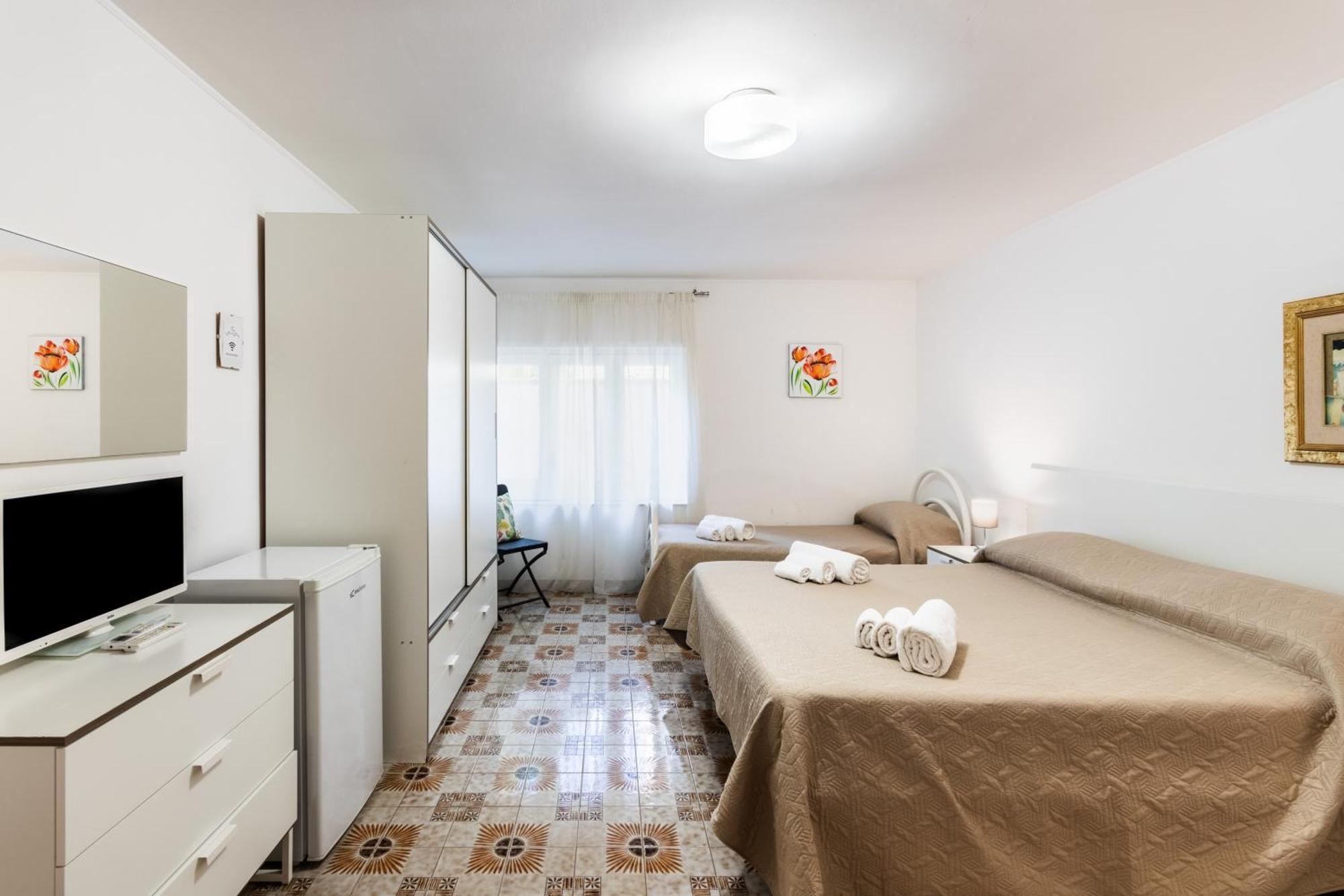 Le Torrette Rooms And Apartments アヴォラ エクステリア 写真