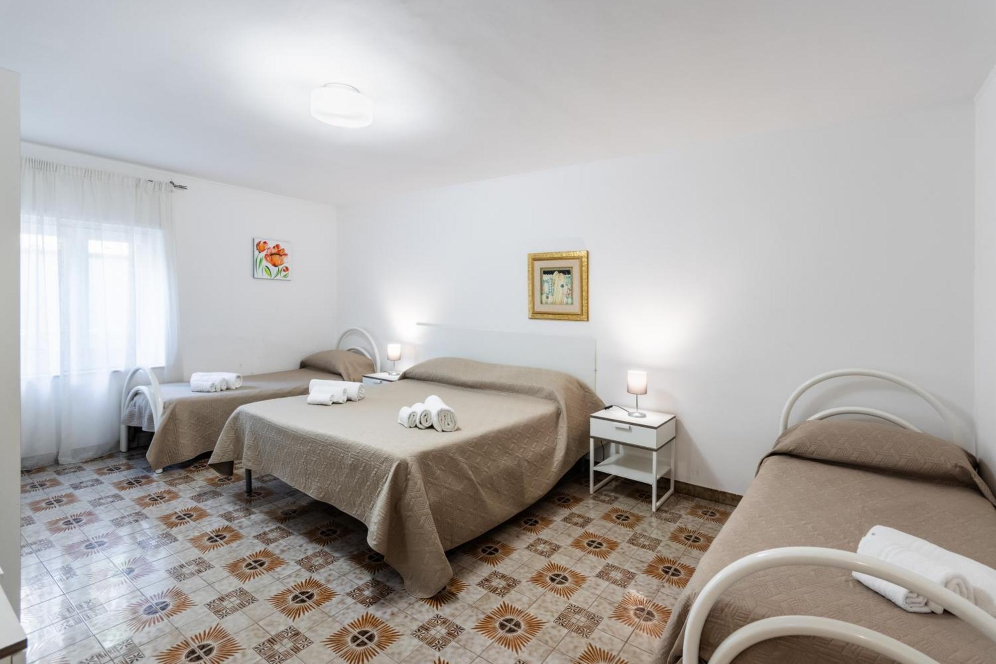 Le Torrette Rooms And Apartments アヴォラ エクステリア 写真